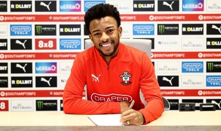 裁判的哨声 裁判的哨声