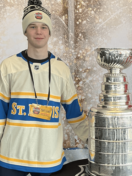 场逐渐走向 场逐渐走向